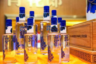 陳寶國代言郎酒,光瓶酒高端化進(jìn)入新賽段