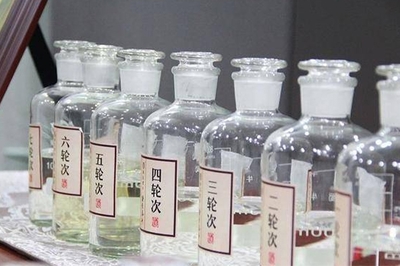 傳統(tǒng)定制酒亟待推陳出新,“真的好醬酒”亮出新玩法