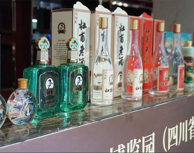 上市公司從珠寶和放貸轉(zhuǎn)戰(zhàn)白酒,"詩(shī)酒第一股"真的來(lái)了?
