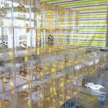  深圳市眾鑫有機玻璃工藝制品廠 主營 有機玻璃制品 酒水牌